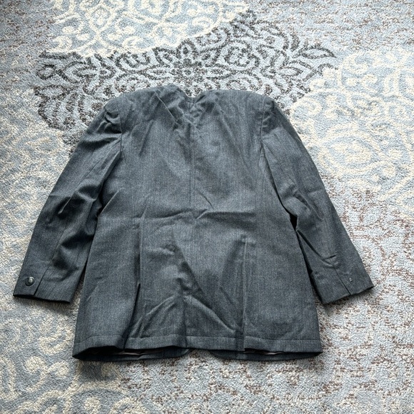 Vintage Jones New York Wool Blazer & Skirt Set Gray 14 - Picture 9 of 16